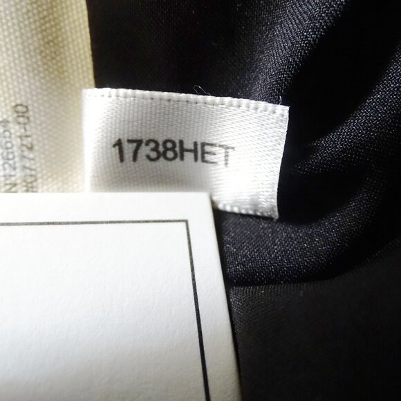 L'AGENCE NWT Chamberlain Velvet Blazer Black Vintage Rose Satin Lapels Size 6 - Picture 14 of 14